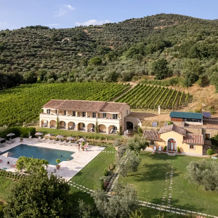 Vista dall'alto relais Il Falconiere